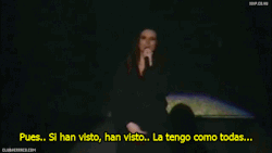 futubandera:  El Bolocazo de Laura Pausini (x)