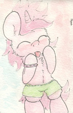 slightlyshade:  Ruby Pinch wears green shorts. I keep putting ponies in shorts for some reason.  ^w^