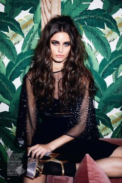 midnight-charm: Taylor Hill photographed by  Carin Backoff for LOVE Magazine Spring 2018 Stylist:   Steve Morriss   Hair:  David von Cannon  Makeup:  Lisa Houghton   
