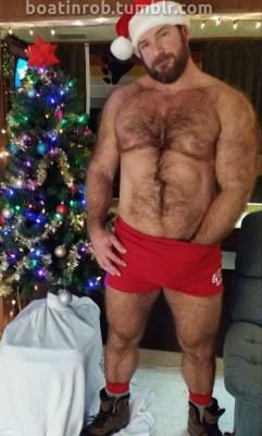 boatinrob:  Ho ho ho! Xmas pics (and JO video!) going up this week on http://www.southern-gents.com/boatinrob 