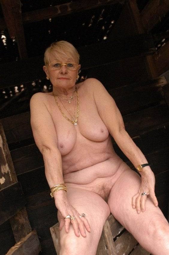 Grandma posing nude