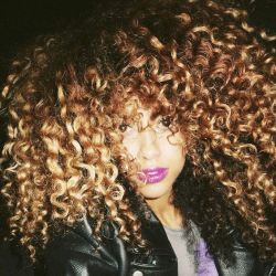 naturalhairqueens:Curly fro