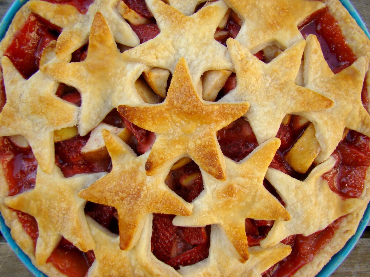 Recipe: Strawberry Apple Pie
