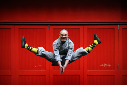 feiyueloplainshoes:  The world famous shaolin monks come to london’s Chinatown! (Part one)Shaolin monks pose for photographs in Chinatown on Feb. 23, 2015, in London. The monks practice Shaolin kung fu, believed to be the oldest institutionalized style