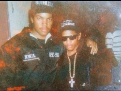 eazy-taughtme:  Ice Cube and Eazy-e  