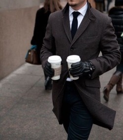theportuguesegentleman:  The Portuguese Gentleman.  http://theportuguesegentleman.tumblr.com/   sexy man AND coffee? well now