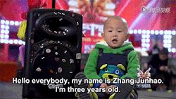 jdrox:  huffingtonpost:  See all of Zhang Junhao’s dance moves in the full heart meltingly adorable video here.   This is the cutest thing ever and I’m gonna cry 