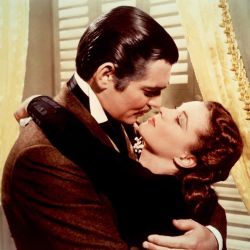 The perfect holiday movie.🎞 Gone With The Wind. A real master piece.📽 I love this picture so much. It expresses so much passion, class, love, desire, storm and sun in heart, the feeling to never let go..❤️ #gonewiththewind #loveit by alinalewisofficial