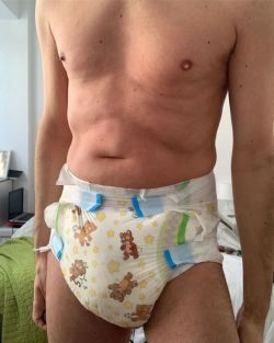 diapergalicia:  Abdl routine: waking up wet wearing my crinklz diapers ❤️#abdl #diaperlover #diapergay #diaperboy #crinklz #wetdiaper #thickdiaper #thickdiaperlifehttps://www.instagram.com/p/B1iv6CnoCvzYKLD-dC1BQsNRfdCDh2l-rwnIf00/?igshid=1rcdi5zoavpuj