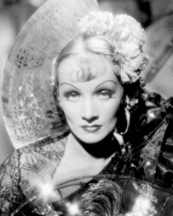 divadietrich:  Marlene Dietrich. The Devil is a Woman. 1935. 