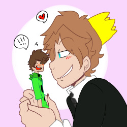 starlightsruby:  Ryan no. Ryan leave the tiny creeper alone *hits him with a fan* I dont know why i did this i am trash b y e 