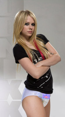 abjane:  Avril Lavigne in a nappy