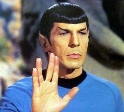 kidshade:nerdology:RIP Leonard Nimoy.The NY Times is reporting Leonard Nimoy has passed away today of  chronic obstructive pulmonary disease. He was 83.Sad day.  :((((((((((((((((