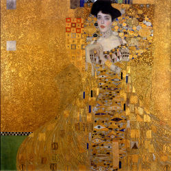 artisticinsight:  The History Behind ‘The Woman in Gold’ Easily one of my favourite paintings, by one of my most favourite artists, Klimt’s painting ‘Adele Bloch-Bauer’s Portrait’ is well-known for many reasons. Clearly seen it was created