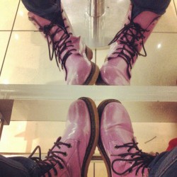 #doc #martens #boots #lilac #purple #bored #legs #feet #lace #mirror #reflection #lights