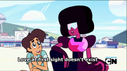 musical-gopher:  Very important message from Garnet   &lt;3slbtumblng