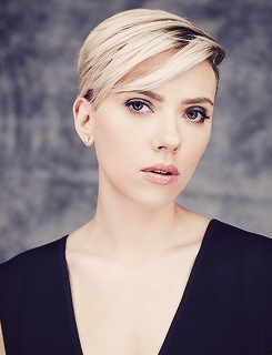 allthecrazyfights: Scarlett Johansson is photographed at the 2015 Film Independent Spirit Awards for on February 21, 2015 in Santa Monica, California  