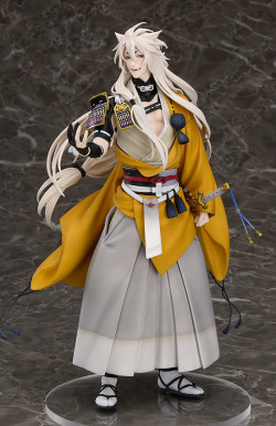 goodsmilecompanyus:  Kogitsunemaru is out for pre-order now! This is our chance to show the world just how much we want awesome guy figures! So let’s all rally together and pre-order!!http://goodsmile-global.ecq.sc/top/maxscawd00045.html-Mamitan &lt;3