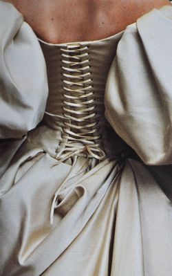sendommager:Christian Lacroix Duchesse Satin dress photographed by Irving Penn, Paris, 1996.