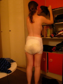 punishedwithdiapers:  You donâ€™t get changed till the chores are done. 