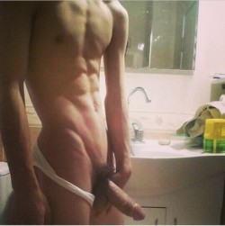 gaymensex:  big cock Chinese boy http://gaymensex.tumblr.com