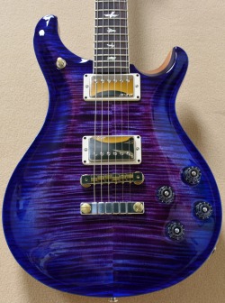 glorifiedguitars:  PRS McCarty 594 10 Top in Custom Colour Violet Blue Burst [Source: Northeast Music Center] 