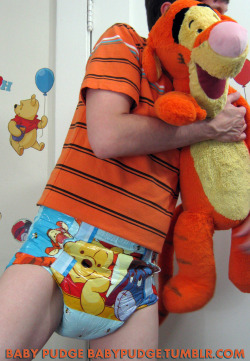 bbyhoneybee:  dprdc:  babypudge:  New custom-made diaper came out soooo cute! Not sure how I’m ever going to top this one.  I love the Tigger striped Polo.   I NEED THESE DIAPERS