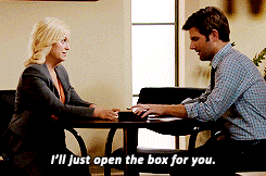 dailybenleslie:Ben and Leslie + the box Was the box [Ben] gave Leslie the ring in the same box he used to give her the Knope 2012 pin? Yes. And it was the box in which Leslie gave him the Washington Monument figurine. Additionally, we might see it again