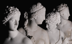 marmarinos: Neoclassical statues of the goddess Venus, all Italian and all dating to the 19th century CE. The statue on the far left is a copy of the Venus de’ Medici, a Hellenistic marble statue of Aphrodite dated to the 1st century BCE. Marble. Source: