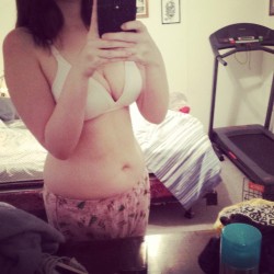 chubby-bunnies:  size- 14/16  I’m working on accepting my body, every inch of it.
