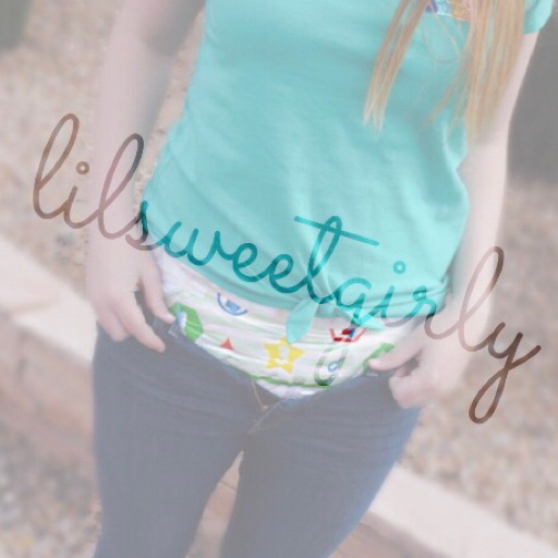 lilsweetgirly:  Little ones should wear diapers under their clothes