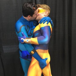 gaycomicgeek:  Blue Beetle didn’t waste any time grabbing my bum when he got a chance. #gaygeek #gaycosplay #bluebeetle #boostergold #GayComicGeekhttps://www.instagram.com/p/BwQsNTuh-Ma/?utm_source=ig_tumblr_share&amp;igshid=fu1ixdboz9f9
