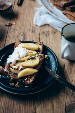 confectionerybliss:  Apple Cinnamon French ToastSource: This Is A Sweet Blog