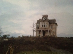 m-e-ghan:  Visited the house where Psycho was filmed when I was younger. Found this today in one of our photo albums. 