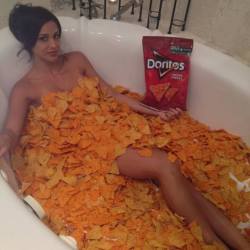 highs0ciety:  laughter-everyday:  acklesalecki:  tricksterswings:  NO YOU DONT UNDERSTAND THIS IS DISGUSTING THIS IS TERRIBLE SHE IS WASTING PERFECTLY GOOD FUCKING DORITOS SHES WASTING THESE DELICIOUS GODSENT CREATIONS SHES PROBABLY NOT EVEN GONNA EAT