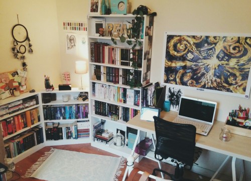 colourmyworld: Favorite part of my room: My book cases and art/computer desk area. 