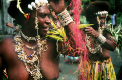 Traditional dance - Santa Ana - Solomon Islands, by Jean-Christophe Huet  