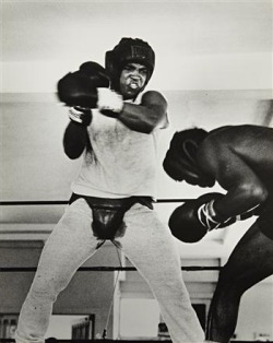 rodreyes:  Gordon Parks, Muhammad Ali. 1970.