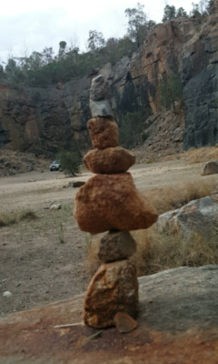 Stacking rocks is soo calming&hellip;requires yo to relax and make gentle fluid movements.. mmmm lushh.