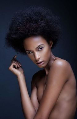 crystal-black-babes:  Beautiful Ebony face: Kelly Gervais (USA) - Black Women - Ebony Beauties Ebony Picture Galleries:  Faces | Beach Girls | Lingerie | Stocking | High Heels | Long Legs | Skinny