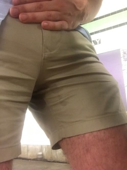 padded-cookie:I accidentally leaked on the subway. Had to waddle back home in my overflowing SDKs.