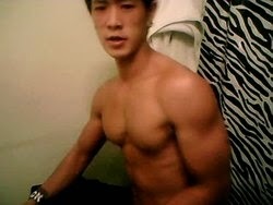 xiaohaogayphotoblog:     Handsome Muscle Korean Boy