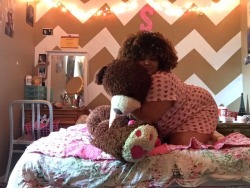 sc-outy:  reallymoments:  sc-outy:  Teddyyy 💗🐻  💞💞💞💞I am in love with you. You are so cute!  @reallymoments awe tysm!! ❤️❤️❤️❤️  😍😍😍😍