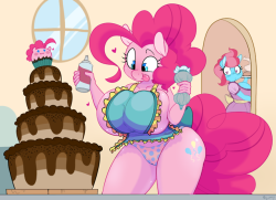 Every cake that pinkie makes comes with it’s own free Pinkie-cake free of charge
