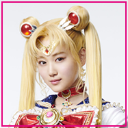 zblog11:Team Moon: Sailor Moon:Mizuki Yamashita Sailor Mercury: Riria Ito Sailor Mars:KasumiTakayama Sailor Jupiter:Ami Noujo Sailor Venus:Hina Higuchi