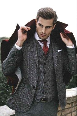 everybodylovessuits:  Such a great looking three piece. Looks like flannel pants combined with bird’s eye jacket and super high cut vest. With high cut vest it’s ok to leave the highest and the lowest button open.With the mix of patterns, the open