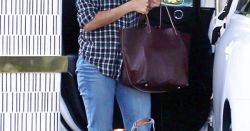 Just Pinned to Outfits with Denim Jeans that I really like: Grunge Meets Glam: Eva Mendes&rsquo; Plaid Shirt and Ripped Jeans Look for Less http://ift.tt/2iBl3ti Please visit and follow my other Jeans-boards here: http://ift.tt/2dlnTBk