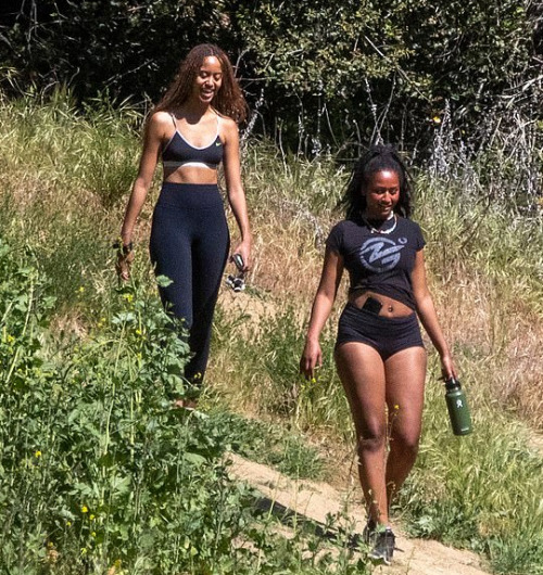 accras:    Sasha, 20, and Malia, 23, out on a hike in Los Angeles on 3/16/22.