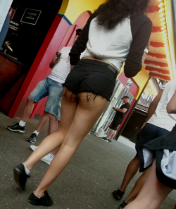 m2s-creepshots: youngswede:   Showing of that hot teen ass at the amusement park   |My Candids|    |Submit|    |Ask|     