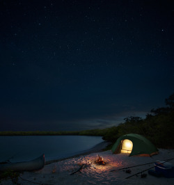 tomclarkphoto:  Camping in the Ten Thousand Islands by Miami Photographer Tom Clark  South FL offers a small window of opportunity for photographers to stay the night out in the…  View Post 
